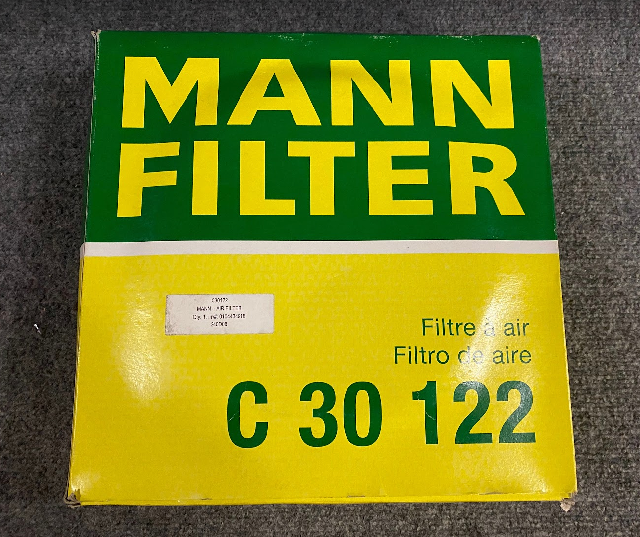 MANN FILTER Air Filter - C 30 122 / 001-094-95-04 - Fits MBZ 240D, 300D & More