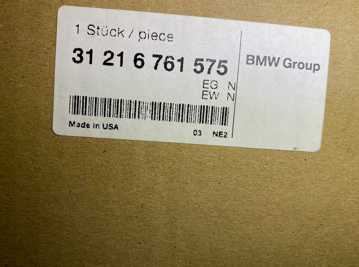 BMW Group Left Steering Knuckle - 31-21-6-761-575 - Fits BMW X5 2000-2006