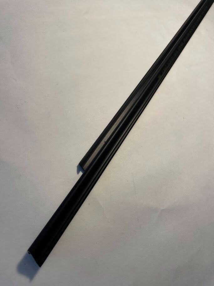 BMW Rear Left Door Outer Weather Strip - 51-22-8-204-229 - For BMW 740i 1995-01