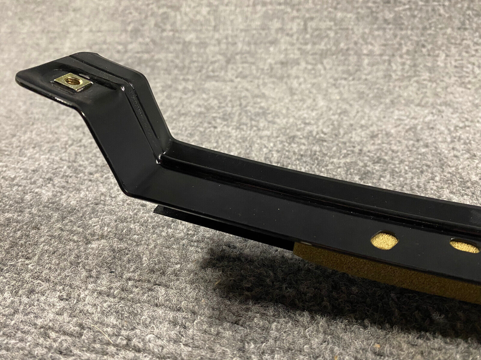 Mercedes-Benz Right Door Window Division Bar -A1407301419- Fits MB 300SD & More