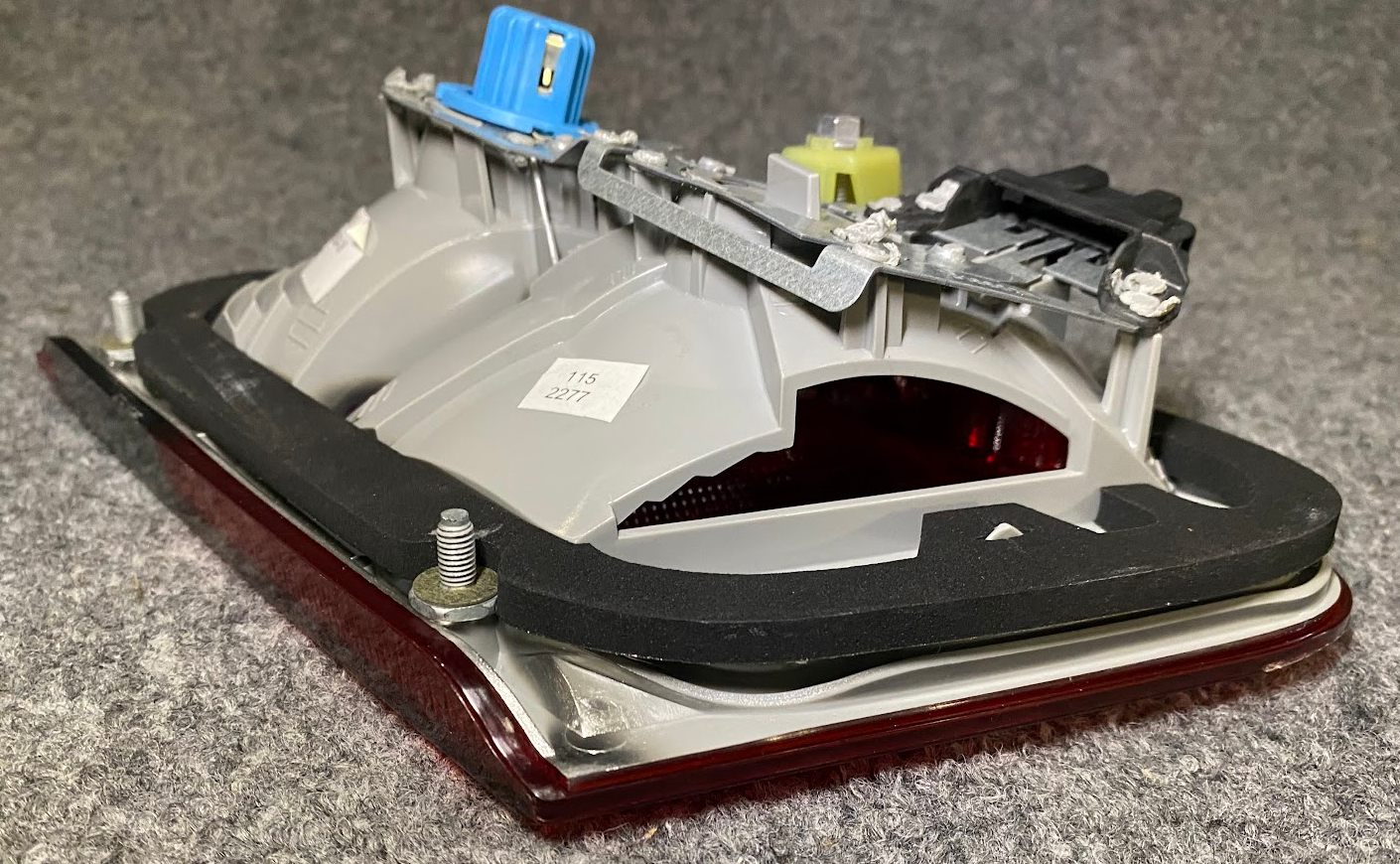 ULO Right Tail Light Assy - 6934-08 / 318 526 -For Mercedes E320, E430 & E55 AMG