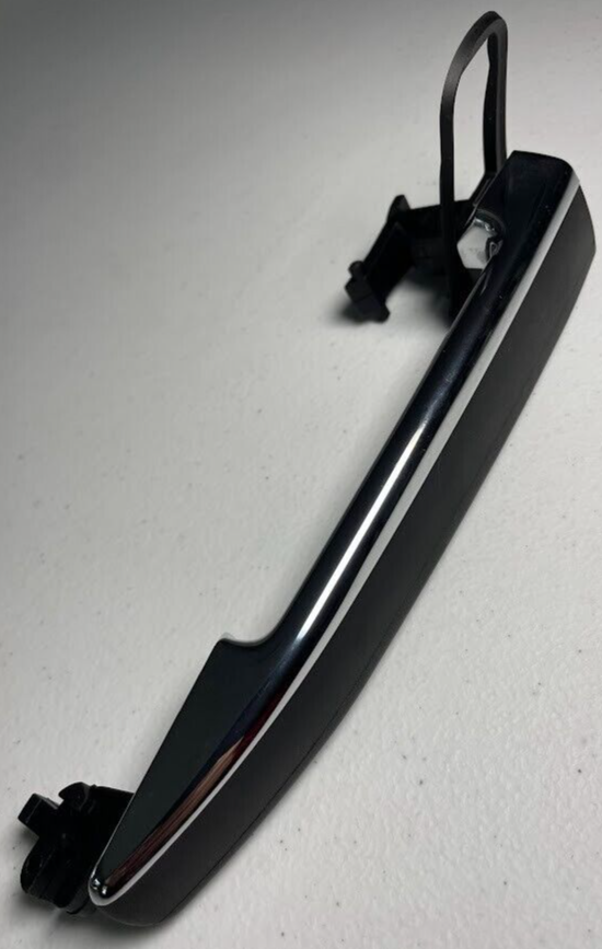 Mercedes-Benz Front LH Outside Door Handle - 202-760-09-70 - For MBZ C280 & More