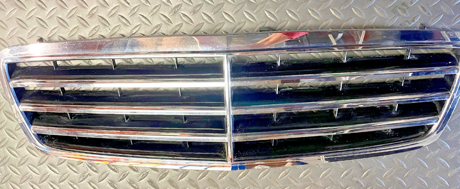 Mercedes-Benz Radiator Grille Shell - 203-880-02-23 - For MBZ C-Class 2001-2007