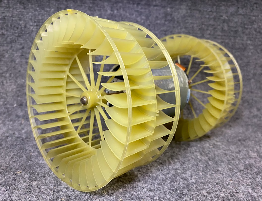 Blower Motor - 000 830 79 08 A - For Mercedes E320, 300DT, 300E, 300TDT & More
