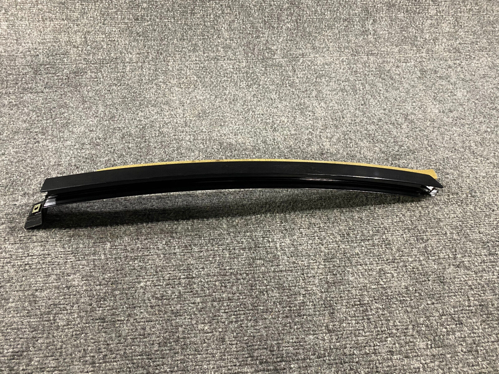 Mercedes-Benz Right Door Window Division Bar -A1407301419- Fits MB 300SD & More