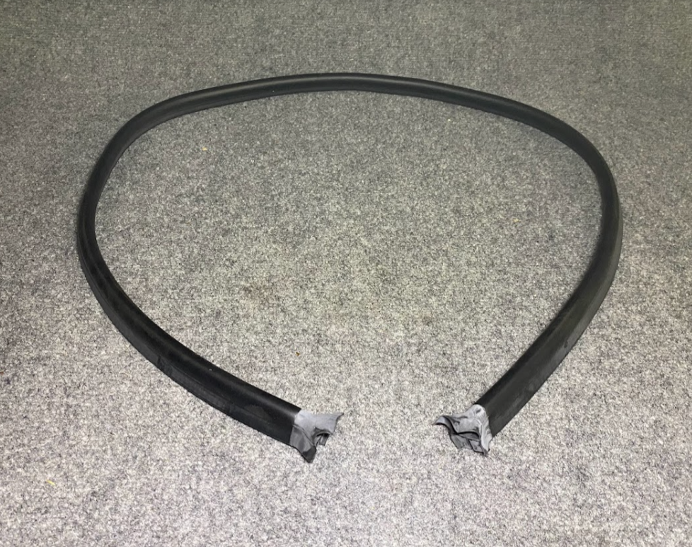 BMW Hood Seal Inner - 51 71 8 403 228 - BMW X5 00-06