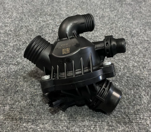 Borg Warner Engine Coolant Thermostat - 11 53 7 550 172 / 410087.97D0 - Fits BMW