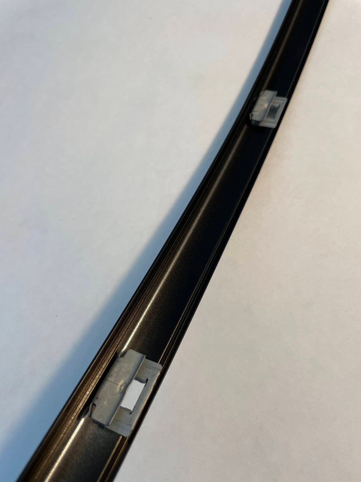BMW Front RH Door Cover Molding - 51-32-8-185-270 - For BMW 540i / 528i & More