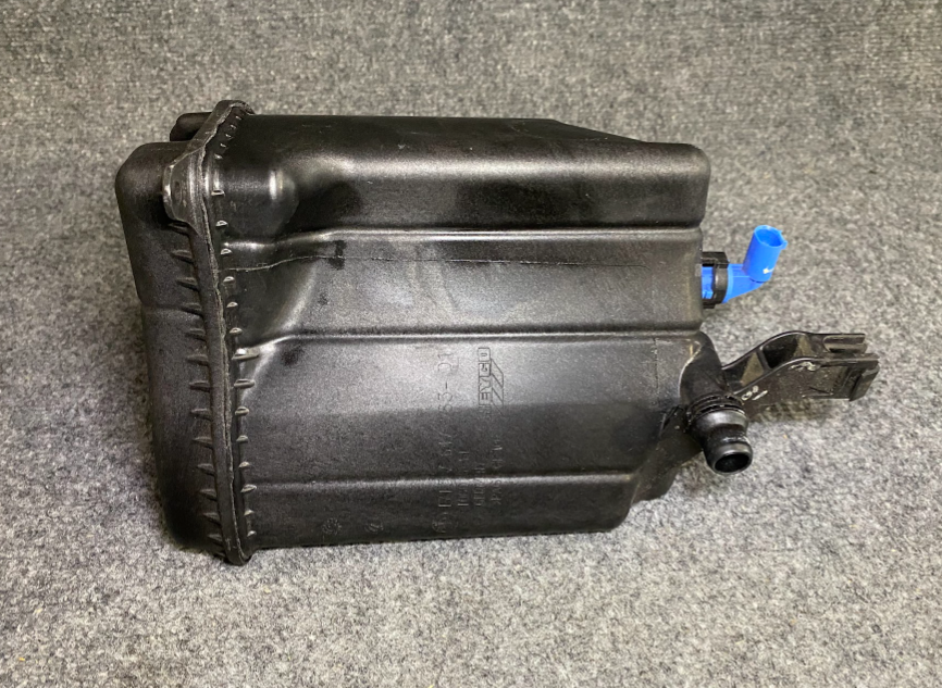 BMW Expansion Tank - 17 13 7 647 283 - BMW 535i / 740i / 640i & Others