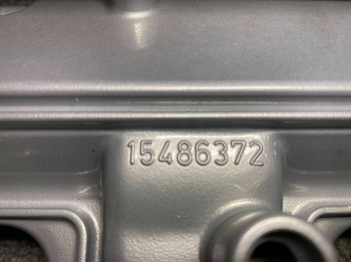 Mercedes-Benz Cylinder Head Cover Right - 119-010-01-30 - MBZ SL500 & More