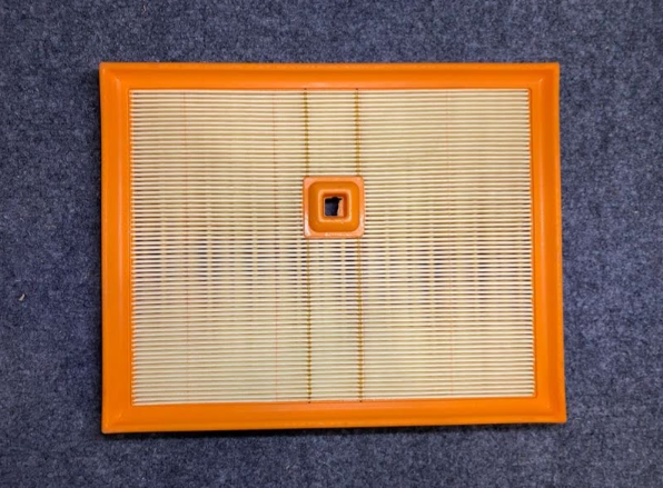 Hengst Air Filter - E651L / 1370940104 - Mercedes-Benz For S600, CL600 00-02