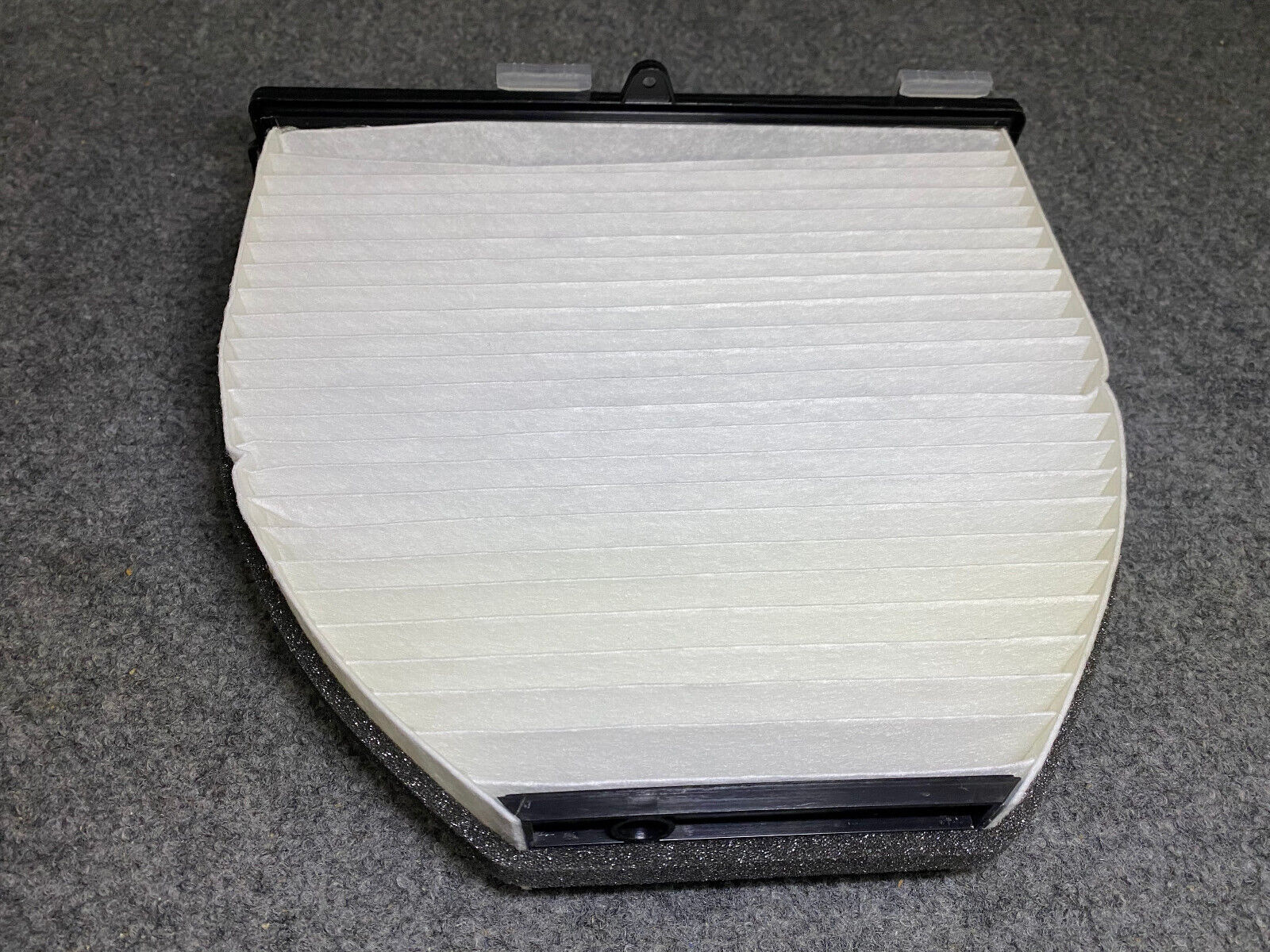 Greenline Cabin Air Filter - 133-0018 - Fits MBZ C250 / CLS550 / E400 & Others
