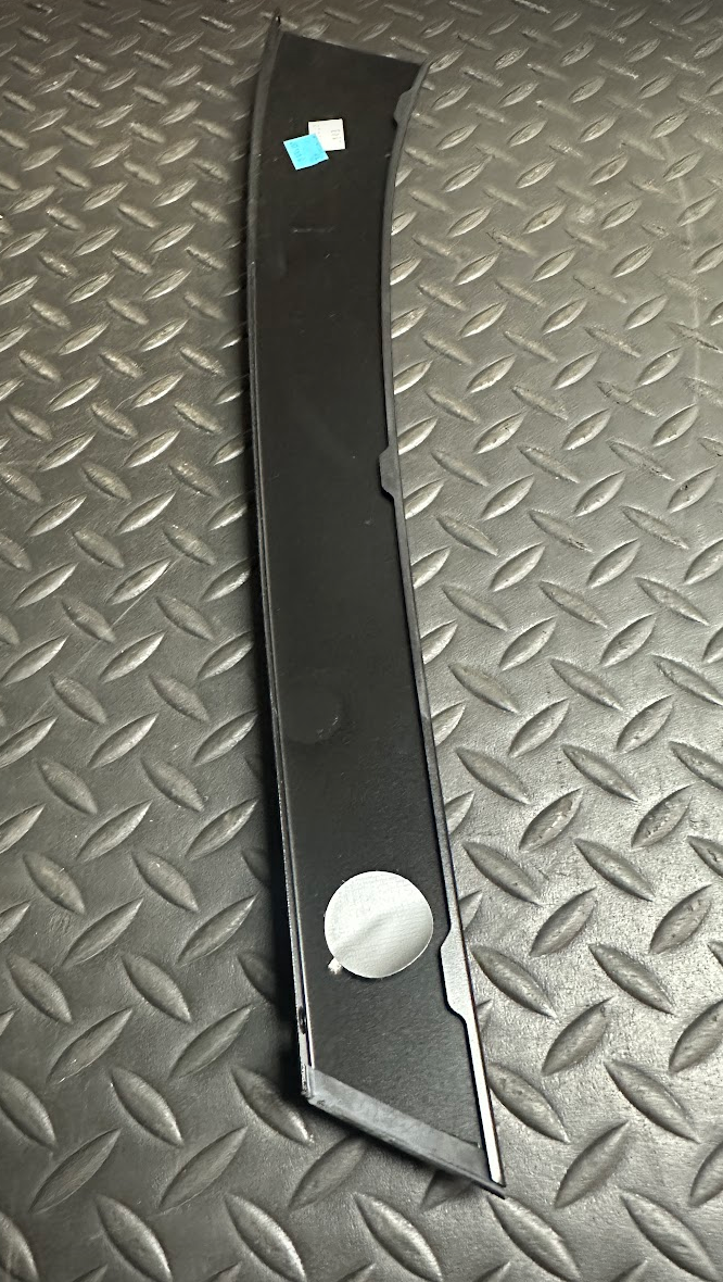 Mercedes-Benz Rear RH Door Applique Panel - A 210 690 08 87 - Fits MBZ E320