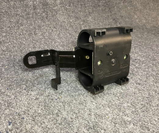 Mercedes-Benz Mount Bracket - A 202 880 08 14 67 - Fits MBZ C230, C280, C220