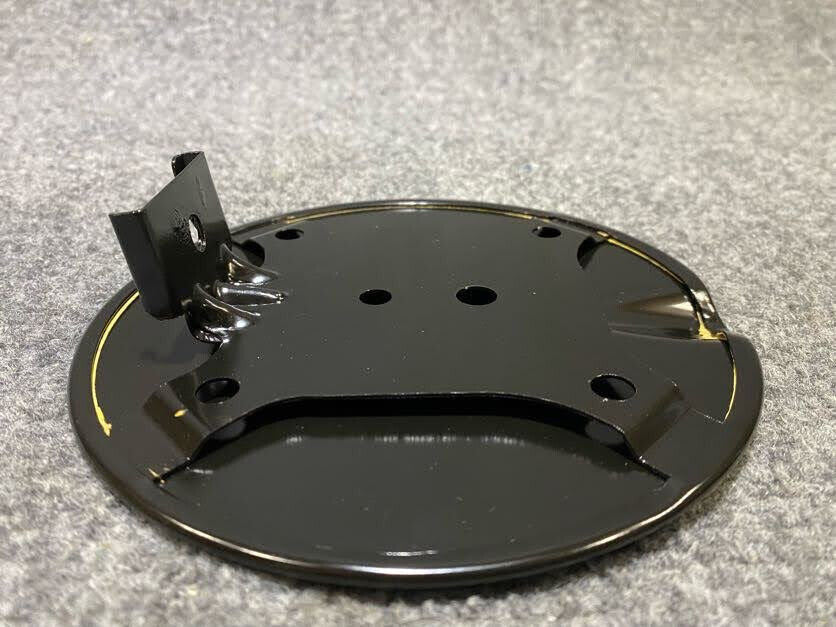 Mercedes-Benz Fuel Door - A163-750-01-06 - Fits MBZ ML320 / ML350 & Others