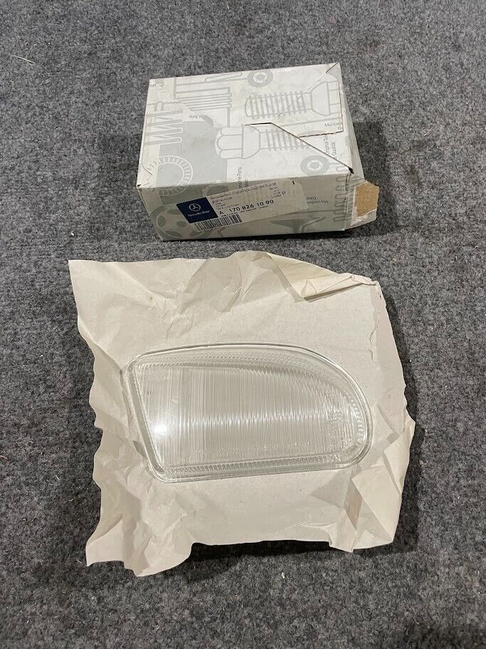 Mercedes-Benz Right Fog Light Lens - 170-826-10-90 - For MBZ CLK320, E320 & More
