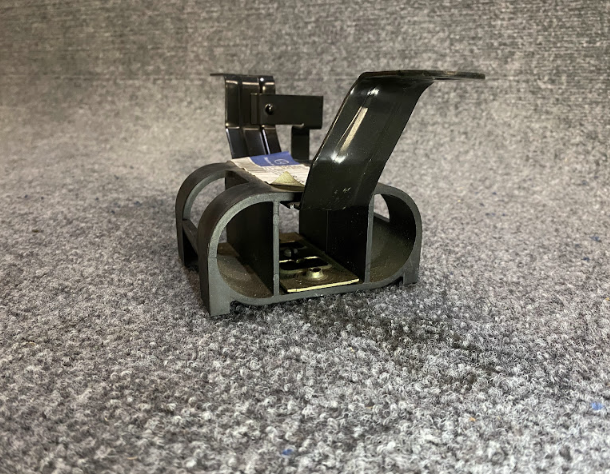 Mercedes-Benz Mount Bracket - A 202 880 08 14 67 - Fits MBZ C230, C280, C220