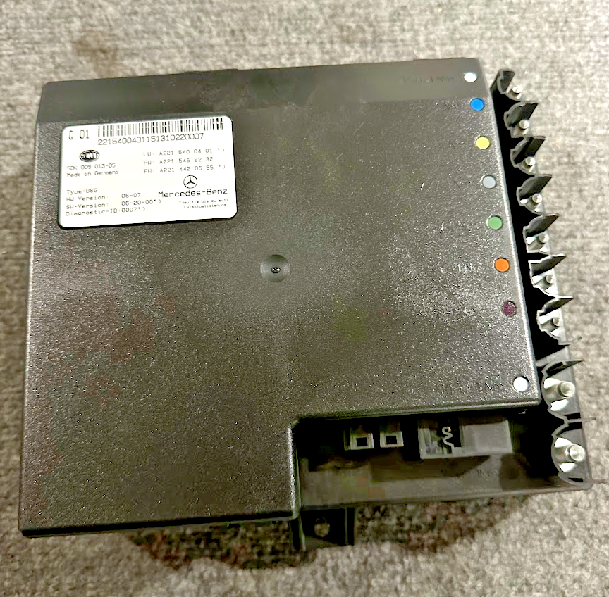 Mercedes-Benz Control Unit - A 221 540 04 01 - Fits MBZ CL600, CL65 AMG & More
