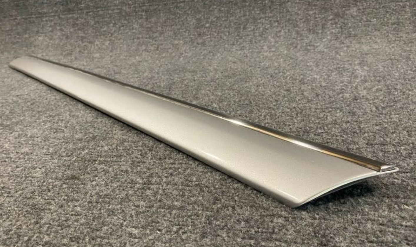 Mercedes-Benz LH Body Side Molding - A 220 690 13 62 - Fits MBZ S-Class 2000-06