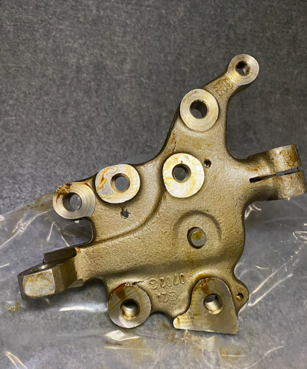 Mercedes-Benz RH Steering Knuckle - A 124 330 05 20 - Fits MBZ E320, 300D & More