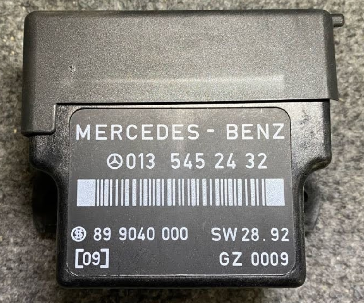 Mercedes-Benz Diesel Glow Plug Controller - 013-545-24-32 - MBZ 300D 1990-1993