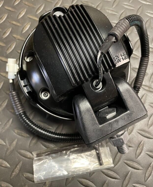 PIAA LP550 Series Driving Light - 05502 / DS555BXG - Universal