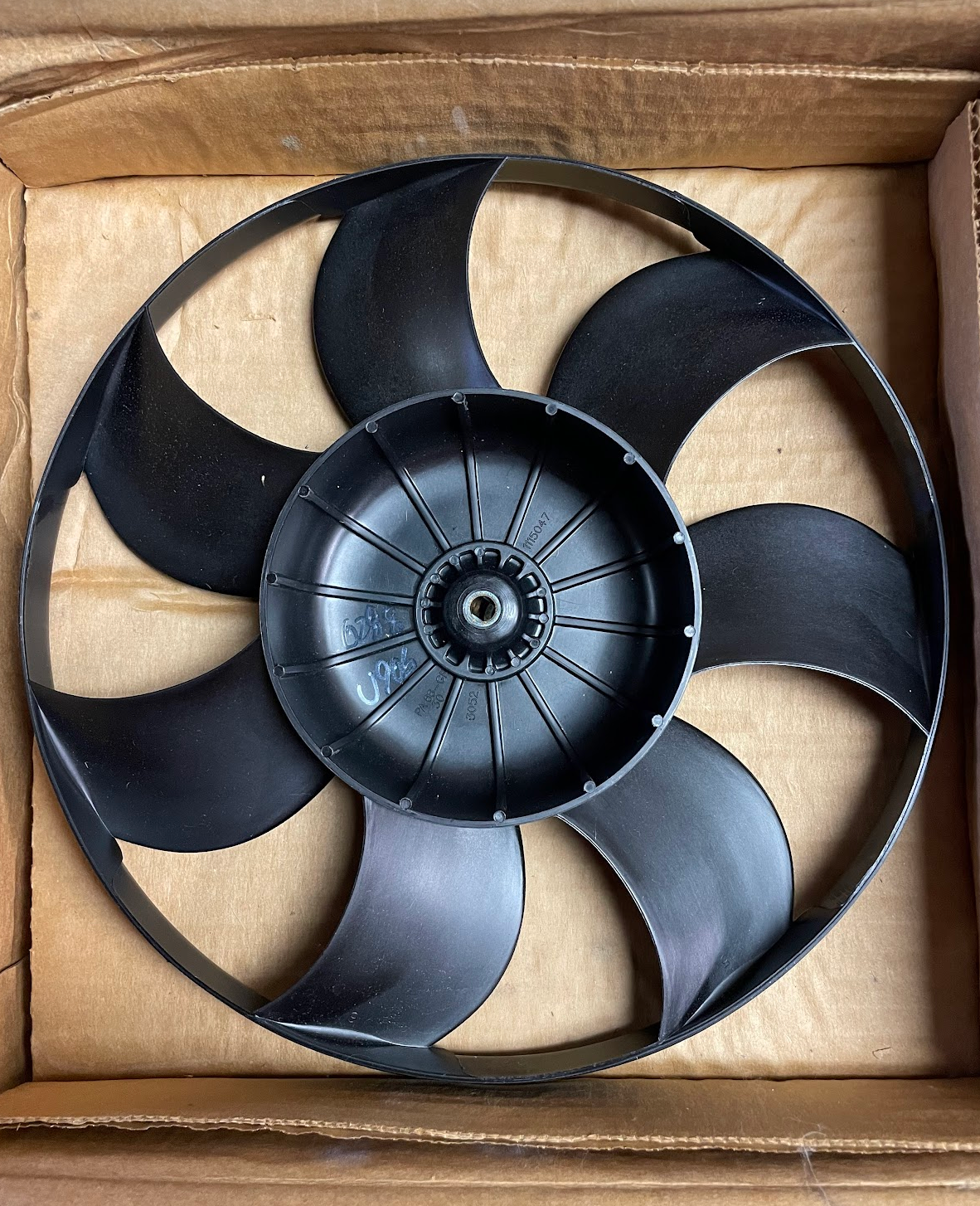 Mercedes-Benz A/C Condenser Fan & Motor - 163-540-02-88 - For MBZ ML320 & More