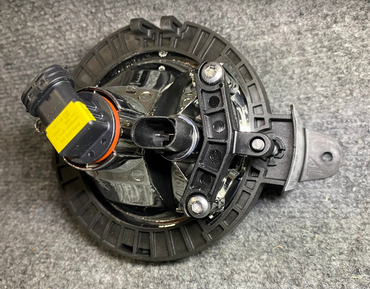 Hella Fog Lamp Assy - 1N0 354 374-021 - For Mini Cooper & Cooper Paceman 07-15