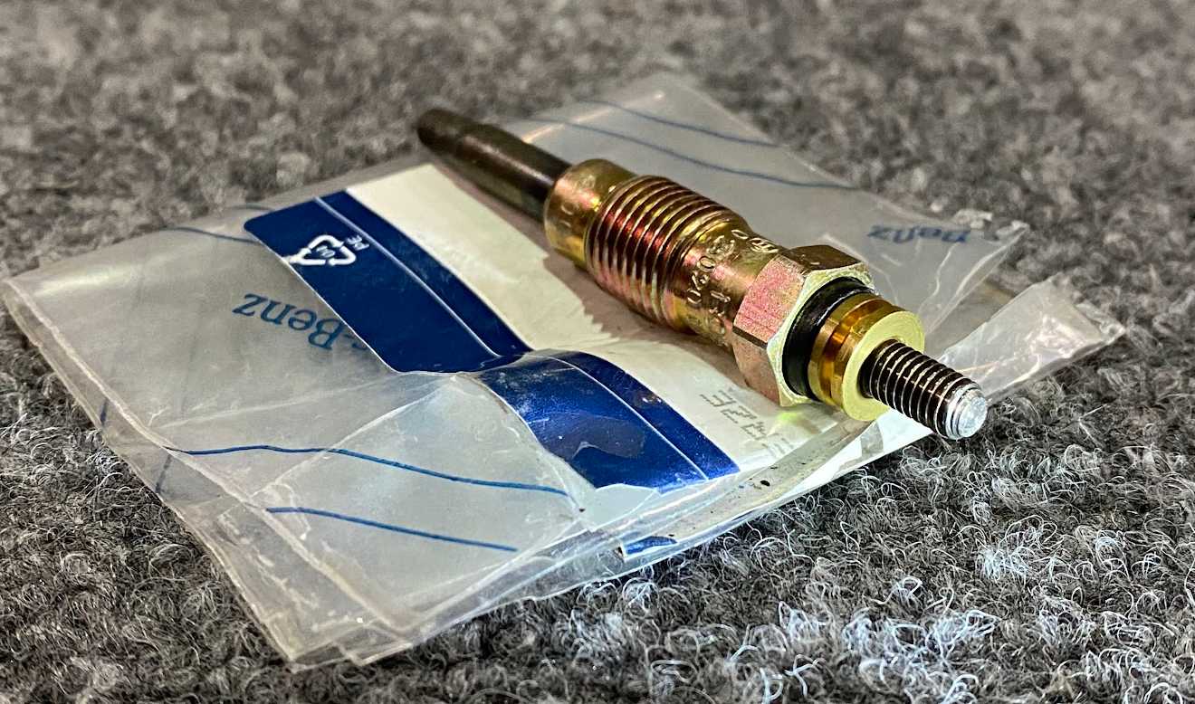 Mercedes-Benz Glow Plug - A 001 159 22 01 - Fits MBZ 300SDL, 300CD & More