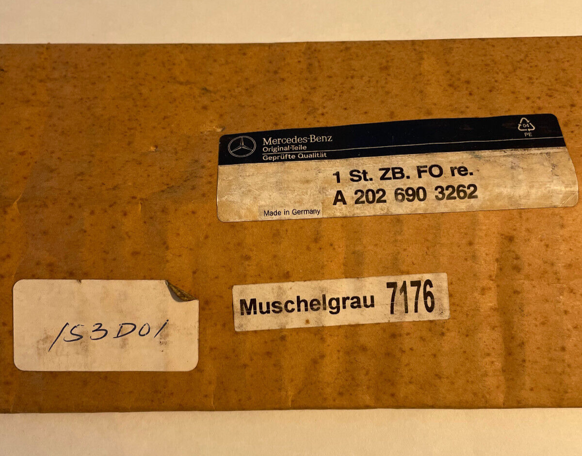 Mercedes-Benz Rear RH Door Strip - 202-690-32-62-7176 - For MBZ C220 & Others