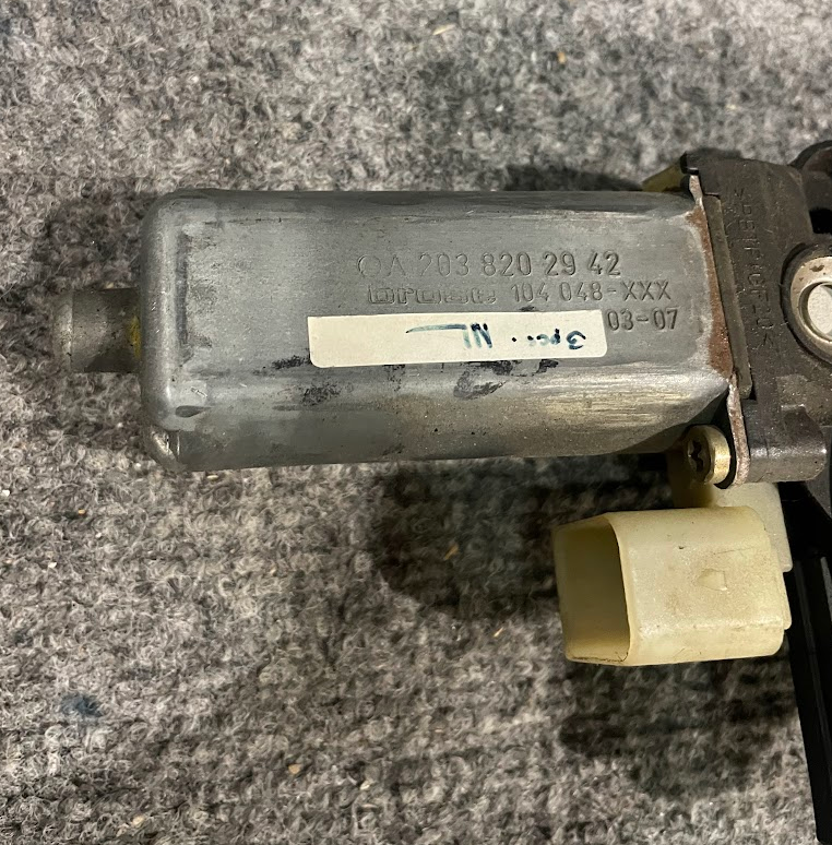 Mercedes-Benz Left Window Electric Motor - 203-820-29-42 - Fits MBZ C230 & More