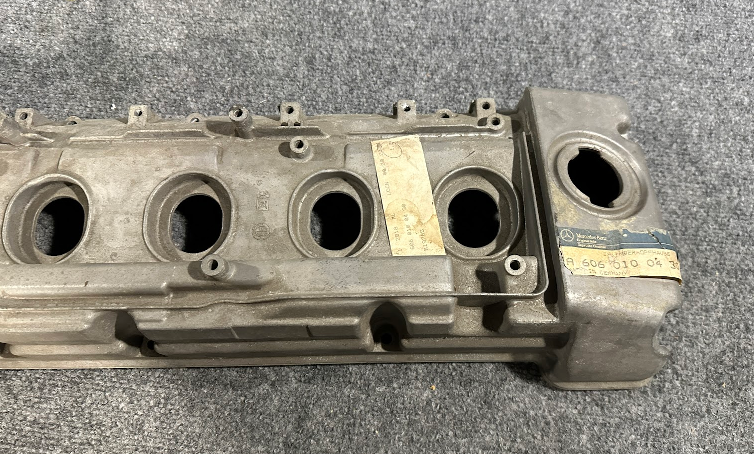 Mercedes-Benz Cylinder Head Cover - A 606 010 04 30 - Fits MBZ E300 1995