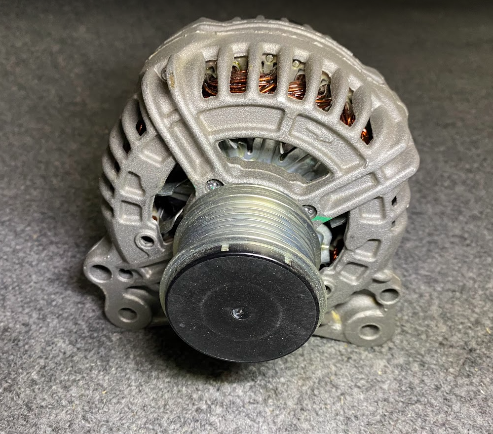 Bosch Alternator 14V - 0 124 515 121 / 038 903 024 - Fits VW & Audi 2005-2017