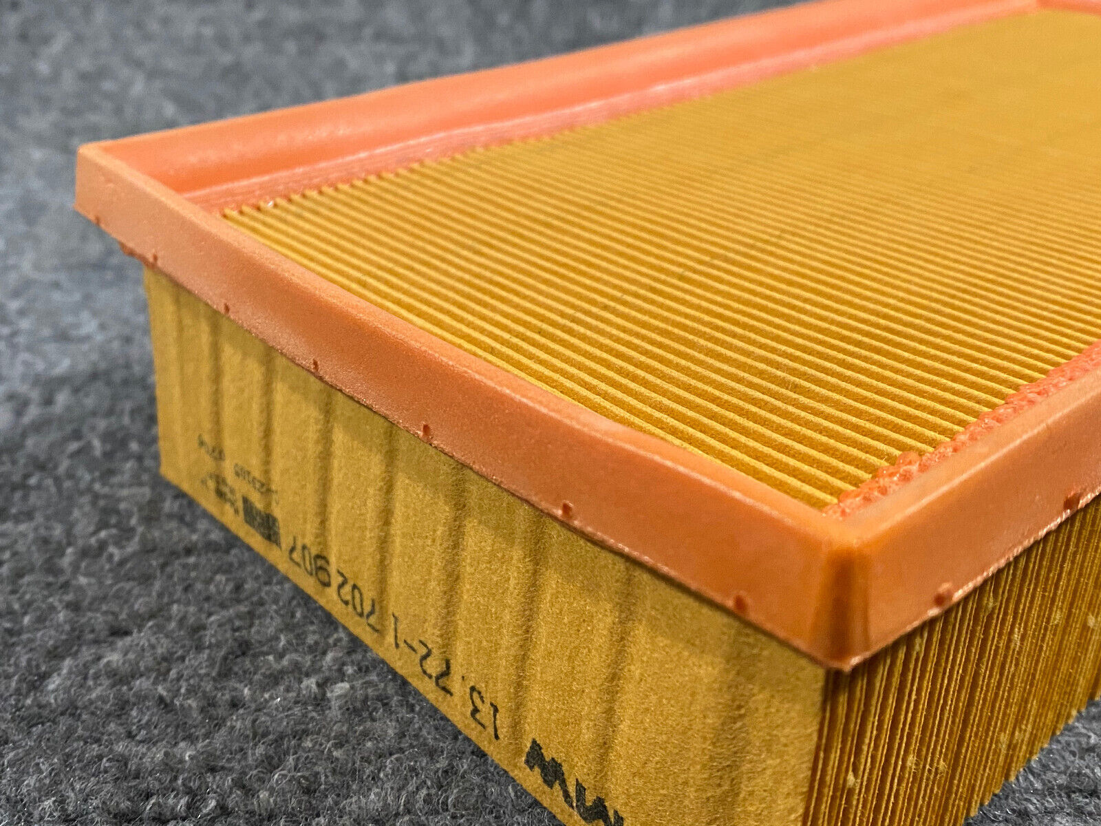BMW Left / Right Air Filter - 13721702907 - Fits BMW X5 & 750iL