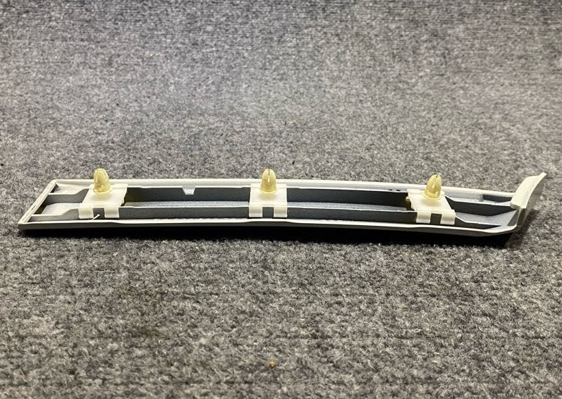 Mercedes-Benz Upper Molding - A 202 690 79 62 7201 - Fits MBZ C230 & C280 99-00