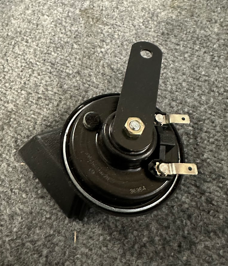 Mercedes-Benz Left Fanfare Horn - 004-542-56-20 - Fits MBZ C, ML, GL Class 94-16