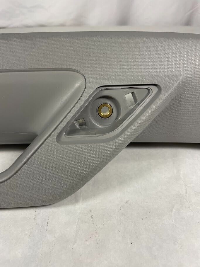 GM Driver Side Assist Handle Pkg - 23285090 - For Chevrolet & GMC 2014-2019