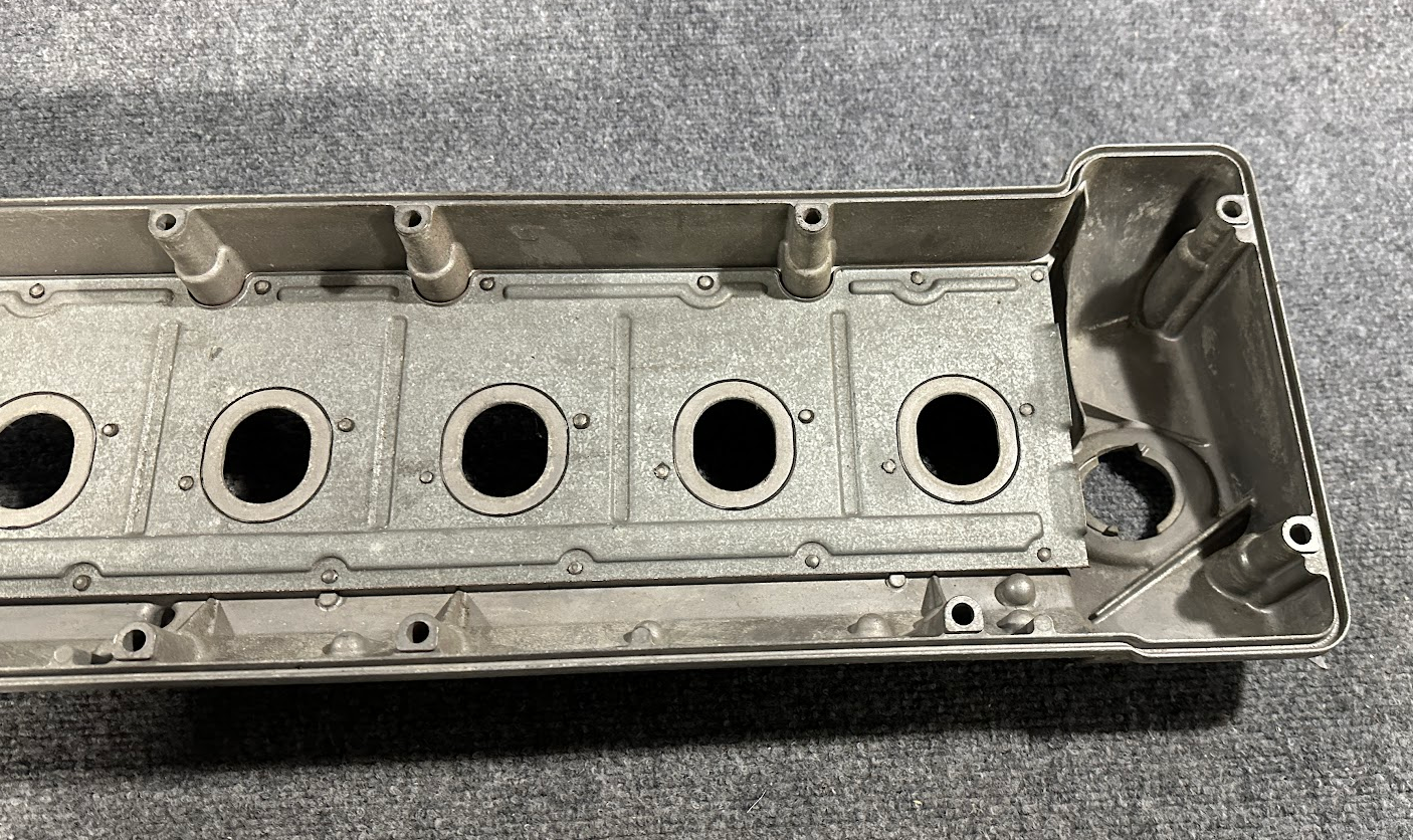 Mercedes-Benz Cylinder Head Cover - A 606 010 04 30 - Fits MBZ E300 1995