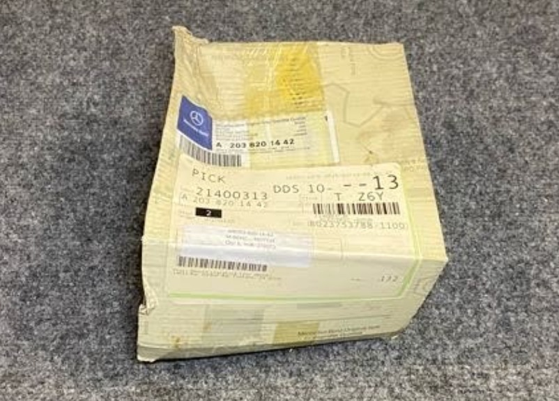Mercedes-Benz Front Right Seat Motor - A 203 820 14 42 - Fits MBZ CLK & E Class