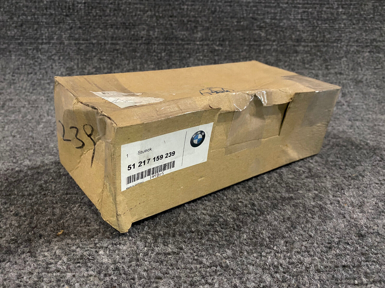 BMW Left Door Handle - 51-21-7-159-239 - Fits BMW 745i / 745Li & Others
