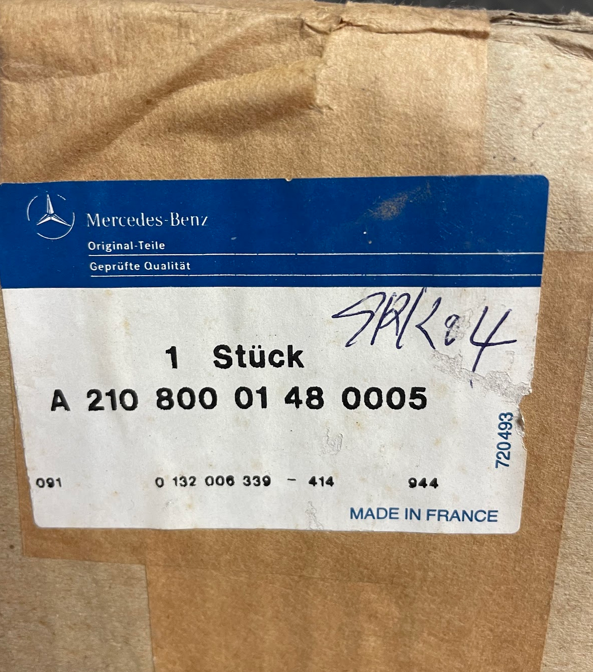 Mercedes-Benz/Bosch Vacuum Pump - 0 132 006 339 / 210 800 01 48 - Fits MBZ W210
