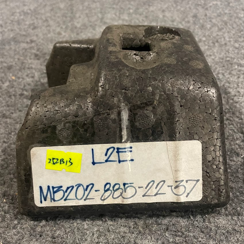 Front RH Outer Bumper Energy Absorber - 202-885-22-37 - For Mercedes C Class