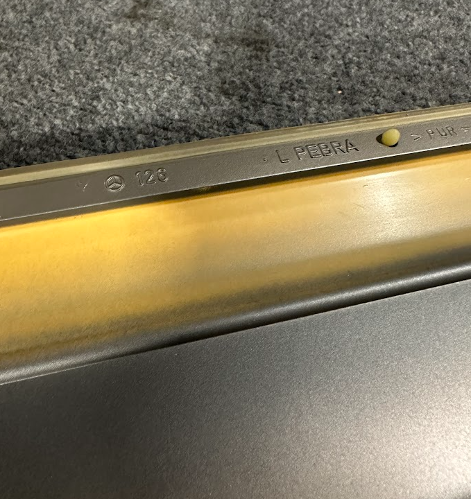 Mercedes-Benz LH Lower Molding - 126-690-43-40 - Fits MBZ 300SE, 420SEL & Others