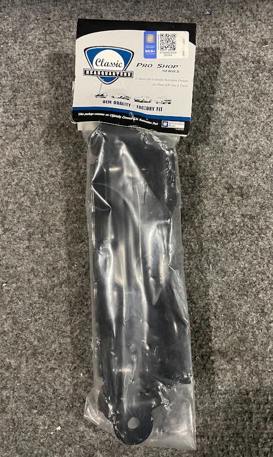 Classic Headquarters Rear Bumper Center Bracket - W-778A - For Chevy Camaro 1969