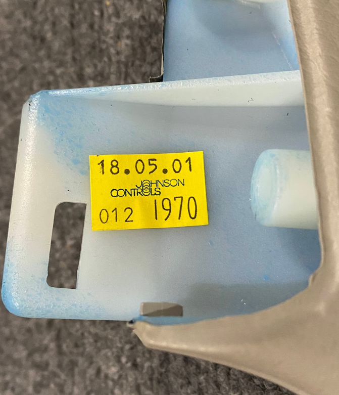 Mercedes-Benz Handle - A 210 810 14 54 8H22 - Fits MBZ E320, E55 AMG & More