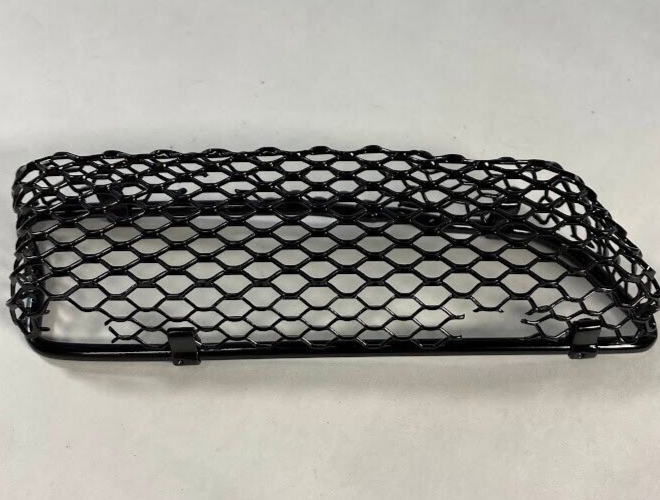 Mercedes-Benz Front Bumper Center RH Grille - 210-885-06-53 -For MBZ E320 & More