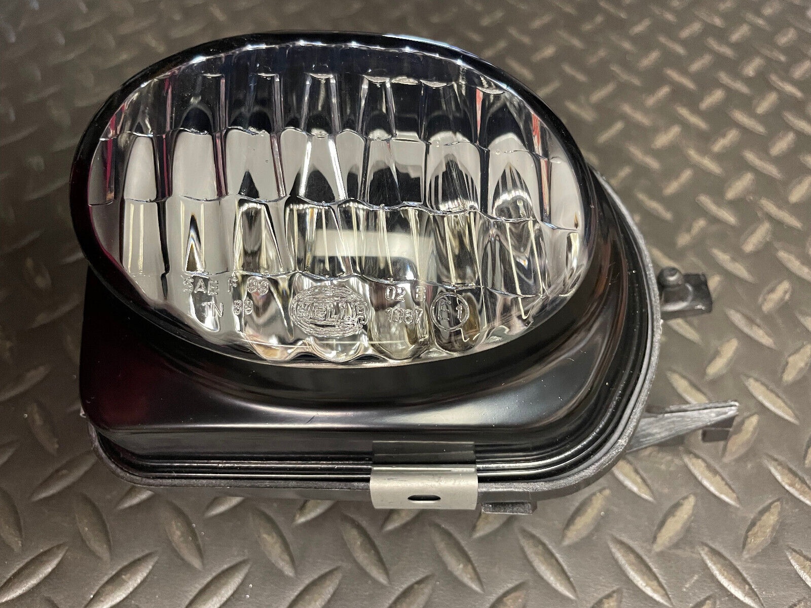 Mercedes-Benz Front LH Fog Lamp -215-820-07-56- For MBZ C230 / C240 & Others