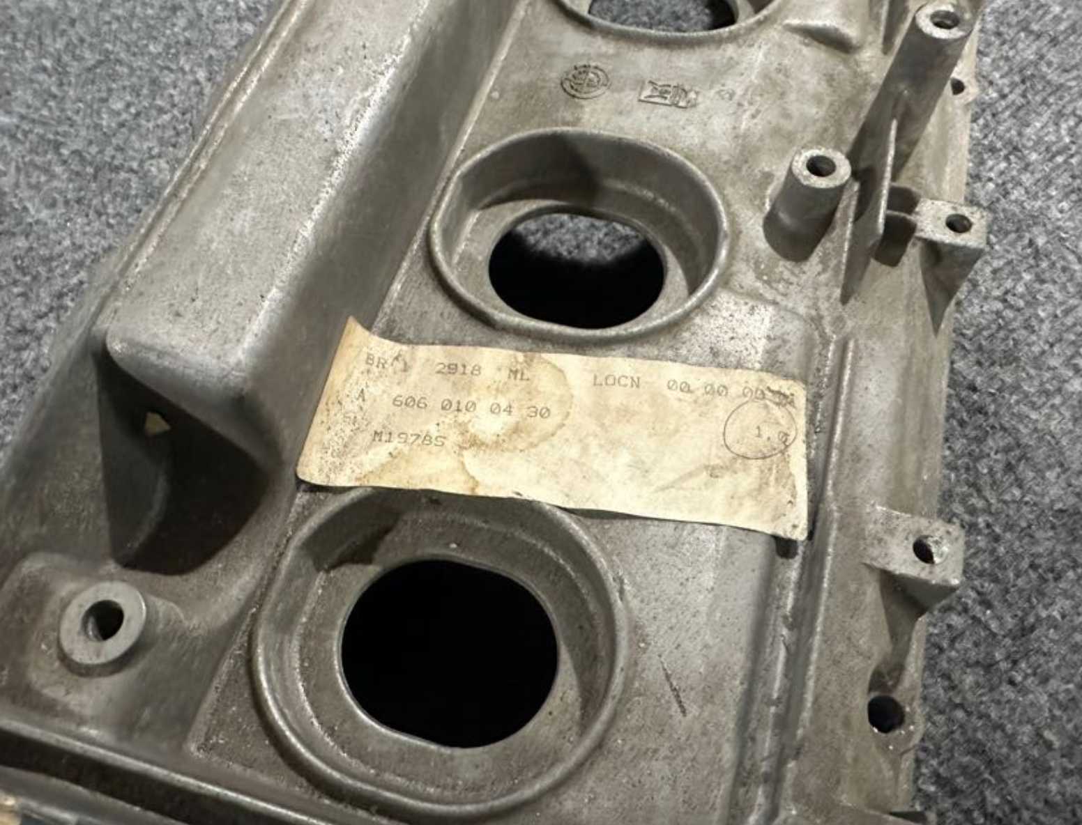 Mercedes-Benz Cylinder Head Cover - A 606 010 04 30 - Fits MBZ E300 1995