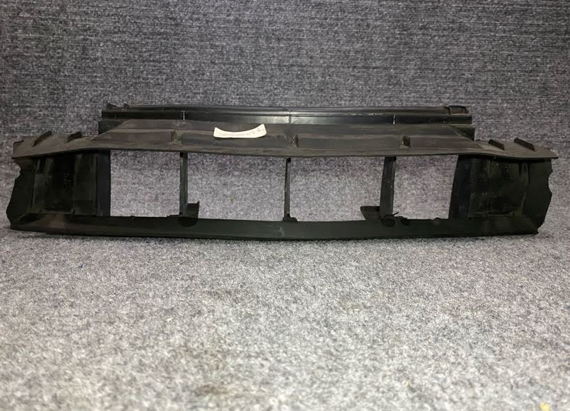 Mercedes-Benz Oil Cooler Baffle - 140 889 00 36 - Fits MBZ S600 & More