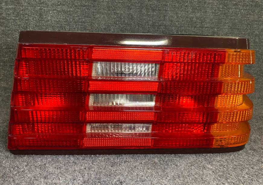 R&S Tail Light Right - 129-820-20-64 - For Mercedes-Benz R129 500SL 93-95 & More